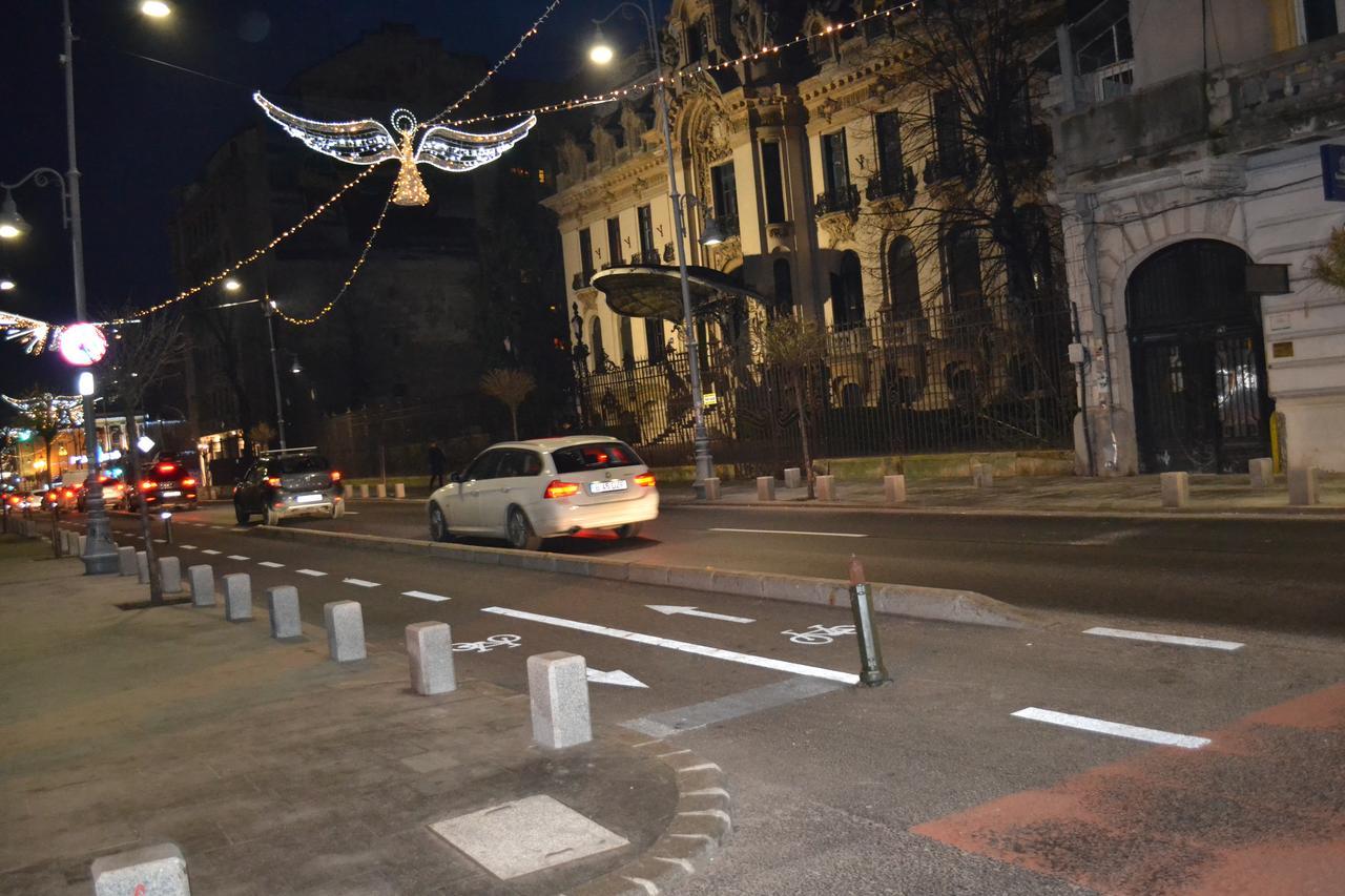 Victoria Plaza Two Bdr Apt Leilighet Bucureşti Eksteriør bilde
